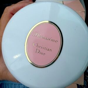 Sealed NIB 💛 Christian Dior “Diorissimo” Vintage Dusting Powder in Box 💓France
